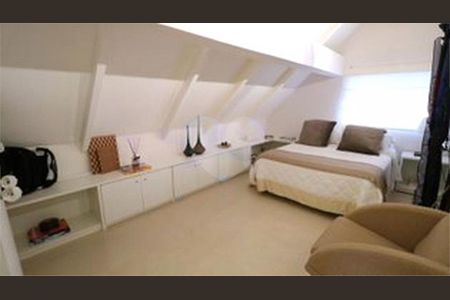 Casa à venda com 452m², 4 quartos e 5 vagas