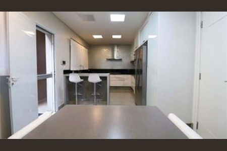 Casa à venda com 452m², 4 quartos e 5 vagas