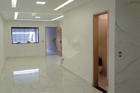 Casa à venda com 3 quartos, 134m² em Vila Granada, São Paulo