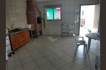Casa à venda com 225m², 3 quartos e 2 vagas