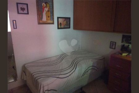 Casa à venda com 225m², 3 quartos e 2 vagas