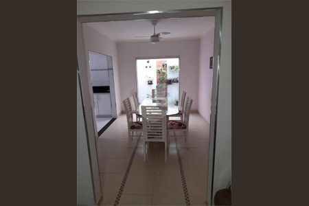 Casa à venda com 123m², 4 quartos e 3 vagas