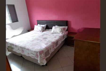 Casa à venda com 123m², 4 quartos e 3 vagas