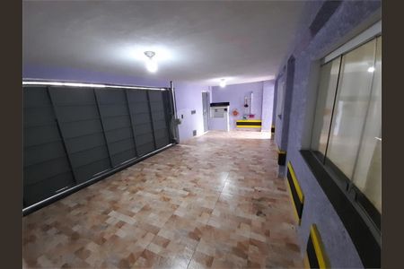 Casa à venda com 123m², 4 quartos e 3 vagas