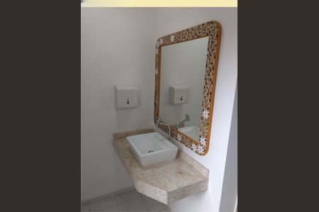 Casa à venda com 164m², 2 quartos e sem vaga