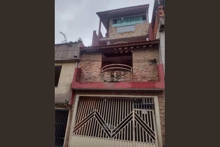 Casa à venda com 70m², 3 quartos e 2 vagas