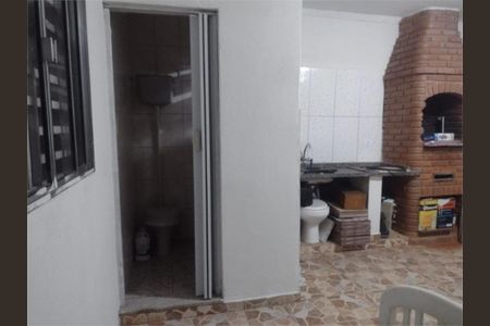 Casa à venda com 70m², 3 quartos e 2 vagas