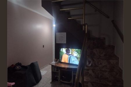 Casa à venda com 70m², 3 quartos e 2 vagas