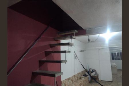 Casa à venda com 70m², 3 quartos e 2 vagas