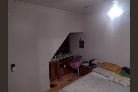 Casa à venda com 70m², 3 quartos e 2 vagas