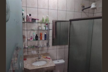 Casa à venda com 70m², 3 quartos e 2 vagas
