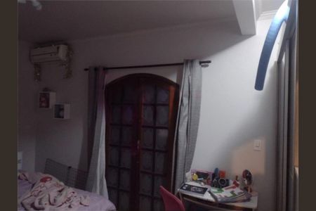 Casa à venda com 70m², 3 quartos e 2 vagas