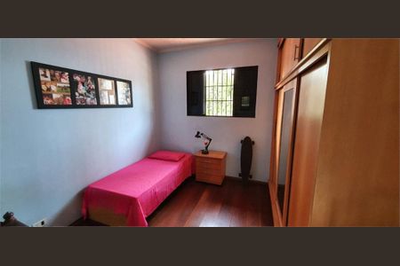 Casa à venda com 5 quartos, 400m² em Parque das Nações, Santo André