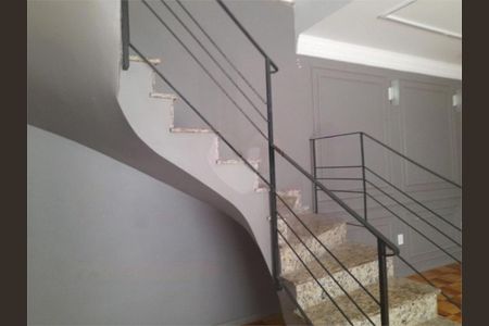 Casa à venda com 230m², 4 quartos e 3 vagas