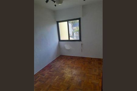 Casa à venda com 230m², 4 quartos e 3 vagas