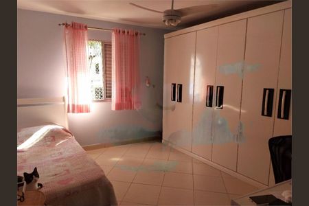 Casa à venda com 181m², 2 quartos e 1 vaga