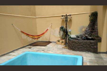 Casa à venda com 220m², 3 quartos e 5 vagas