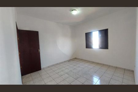 Casa à venda com 175m², 3 quartos e 1 vaga