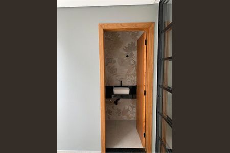 Casa à venda com 180m², 3 quartos e 2 vagas