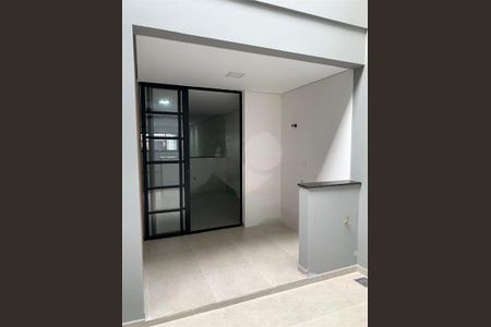 Casa à venda com 180m², 3 quartos e 2 vagas