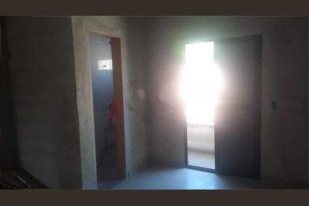 Casa à venda com 205m², 3 quartos e 2 vagas