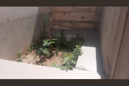 Casa à venda com 205m², 3 quartos e 2 vagas