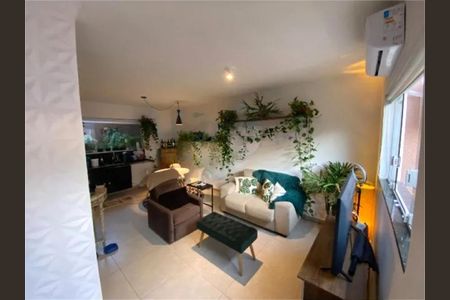 Casa à venda com 2 quartos, 65m² em Vila Tiradentes, São Paulo