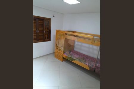 Casa à venda com 172m², 3 quartos e 2 vagas