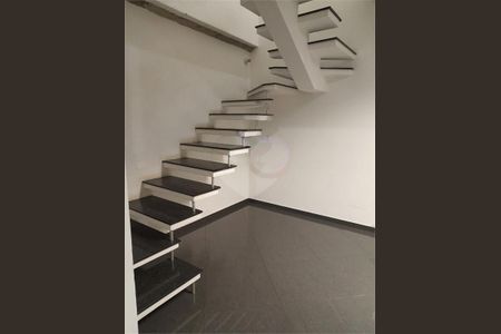 Casa à venda com 172m², 3 quartos e 2 vagas