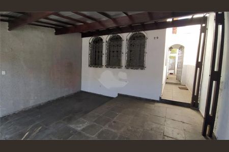 Casa à venda com 134m², 3 quartos e 2 vagas