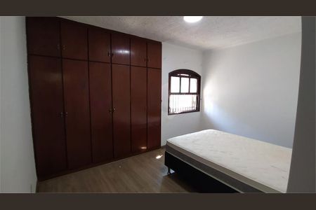 Casa à venda com 134m², 3 quartos e 2 vagas
