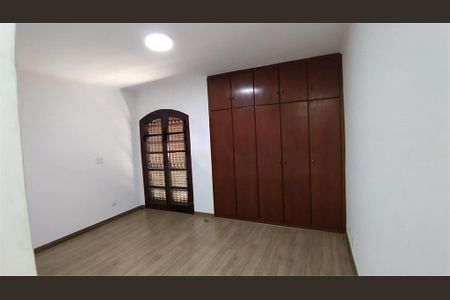 Casa à venda com 134m², 3 quartos e 2 vagas