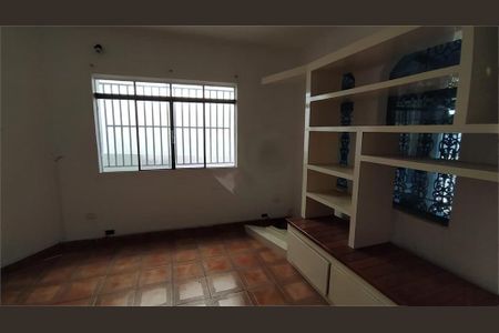 Casa à venda com 134m², 3 quartos e 2 vagas