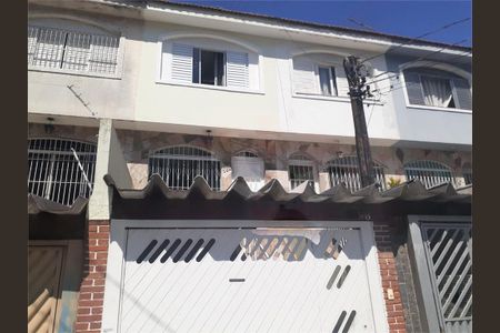 Casa à venda com 110m², 2 quartos e 2 vagas