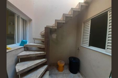 Casa à venda com 110m², 2 quartos e 2 vagas