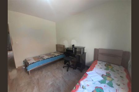 Casa à venda com 110m², 2 quartos e 2 vagas