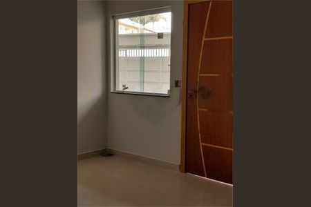 Casa à venda com 115m², 2 quartos e 2 vagas