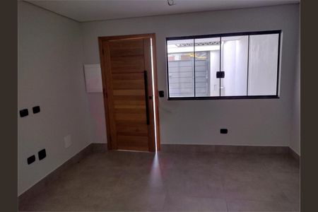 Casa à venda com 142m², 3 quartos e 2 vagas