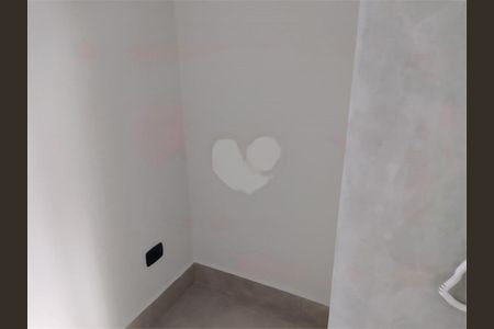 Casa à venda com 142m², 3 quartos e 2 vagas