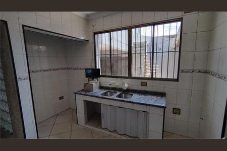 Casa à venda com 130m², 2 quartos e 2 vagas