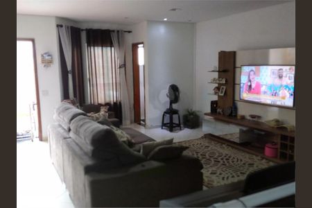 Casa à venda com 120m², 3 quartos e 3 vagas