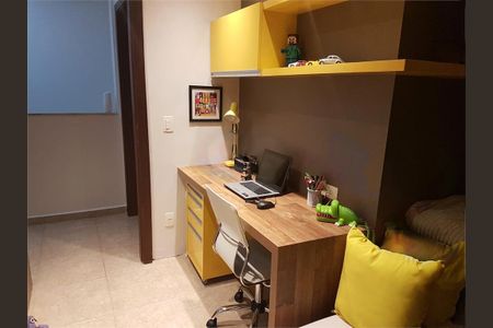 Casa à venda com 3 quartos, 240m² em Tatuapé, São Paulo