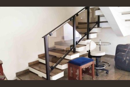 Casa à venda com 340m², 4 quartos e 4 vagas