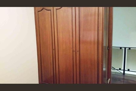 Casa à venda com 4 quartos, 340m² em Jardim Petropolis, São Paulo