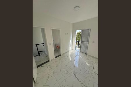 Casa à venda com 2 quartos, 107m² em Vila Nhocuné, São Paulo