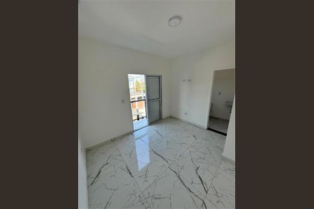 Casa à venda com 2 quartos, 107m² em Vila Nhocuné, São Paulo