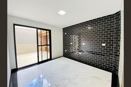 Casa à venda com 120m², 3 quartos e 2 vagas