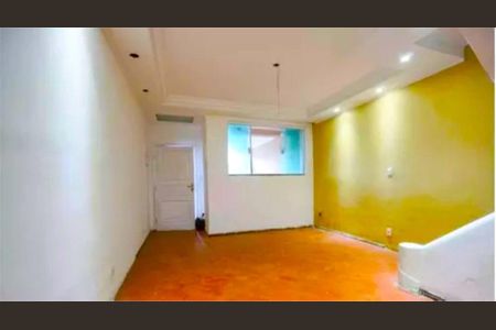 Casa à venda com 175m², 3 quartos e 1 vaga