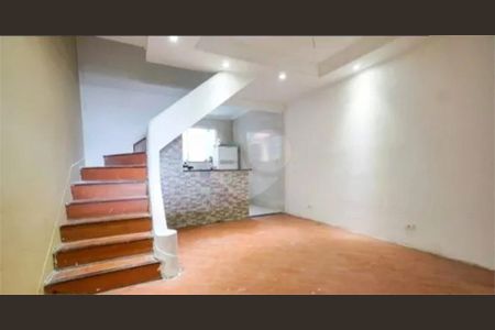 Casa à venda com 175m², 3 quartos e 1 vaga