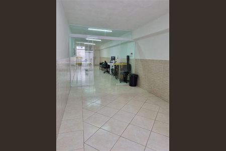 Casa à venda com 156m², 3 quartos e 5 vagas